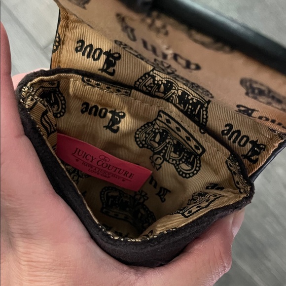 Juicy Couture Black Velour Pouch - Picture 3 of 8